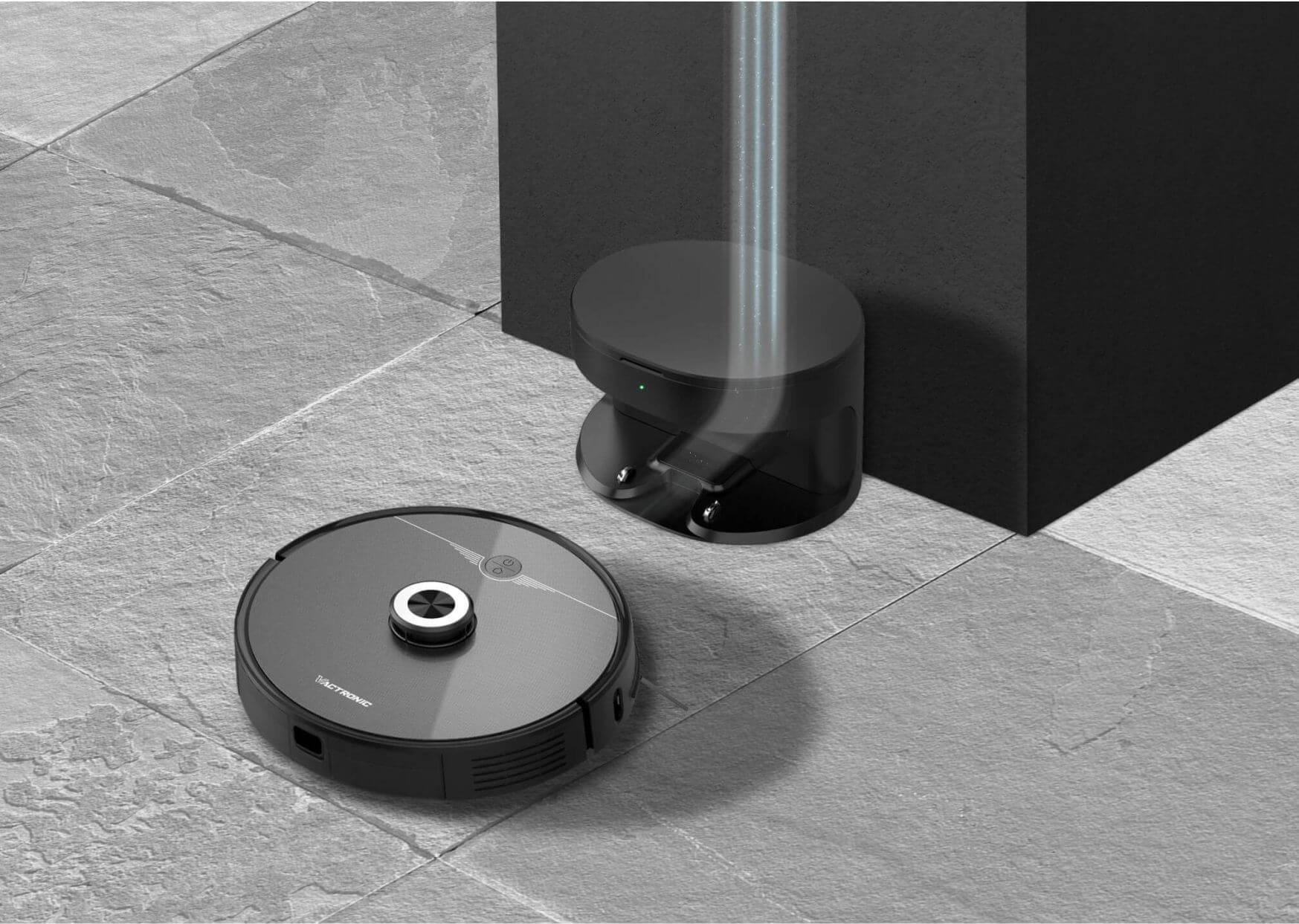 vactronic_przy_ścianie